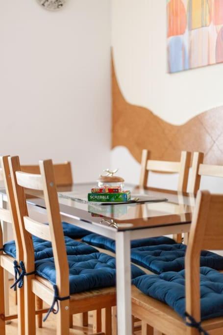 Spacious Retreat 2-Bed In Popular Camden Town London Exterior photo